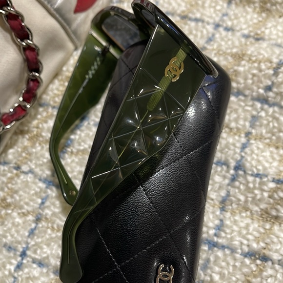 Authentic Vintage Chanel - Picture 8 of 9